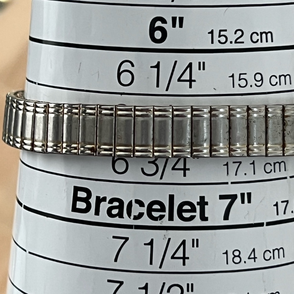 Fashion Watch Accutime Brand - Picture 8 of 9